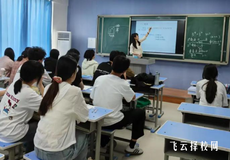 四川普華單招教材是自己編的嗎?